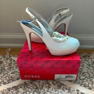 NWT Guess Sz. 6.5 White, Patent Platform Sandals
